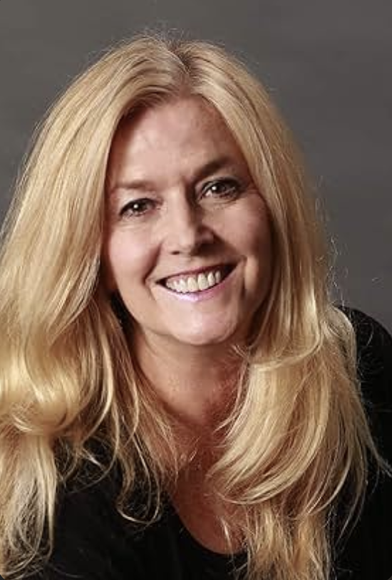 Headshot of Kelly Sallaway